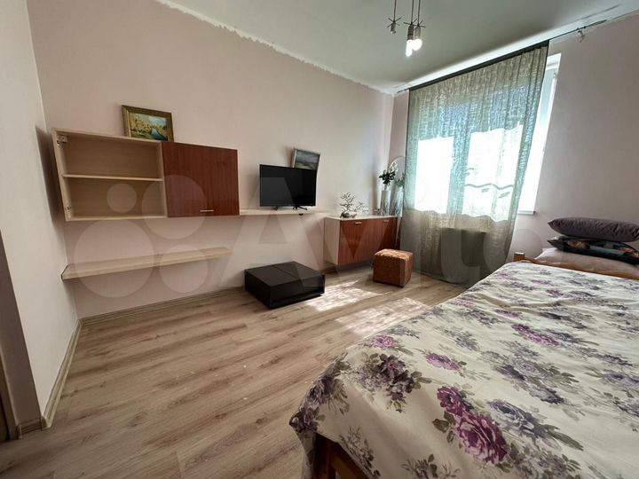 Комната 15 м² в 3-к., 2/2 эт.