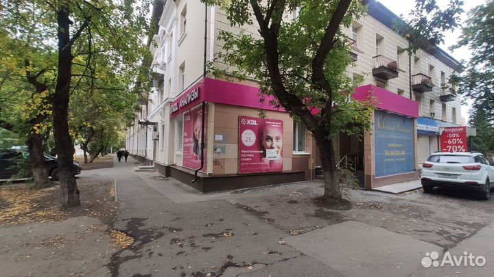 Магазин тканей в центре города, ателье