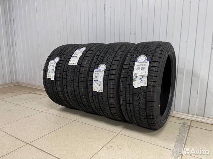 Triangle Snowlink TWT02 255/55 R19