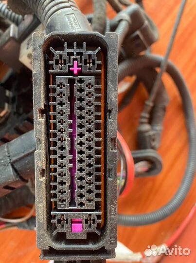 Подкапотная проводка Vw Transporter T5 AXD 2005