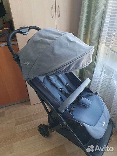 Прогулочная коляска Joie tourist