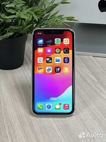 iPhone Xr, 64 ГБ