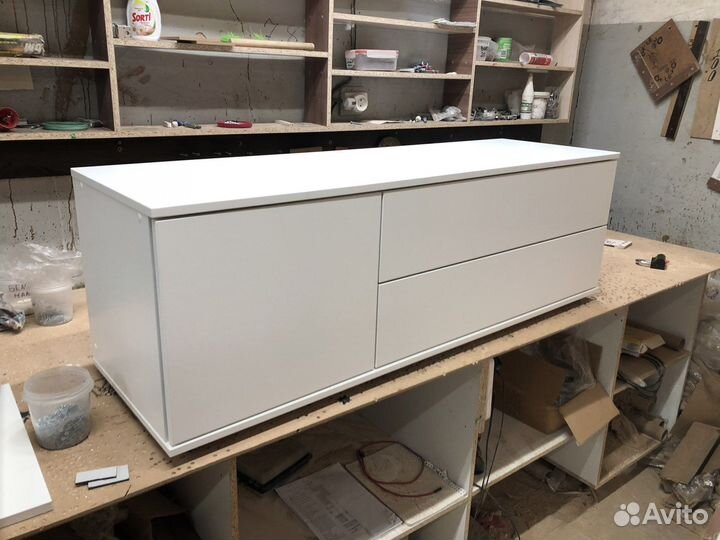 Стол угловой с тумбой