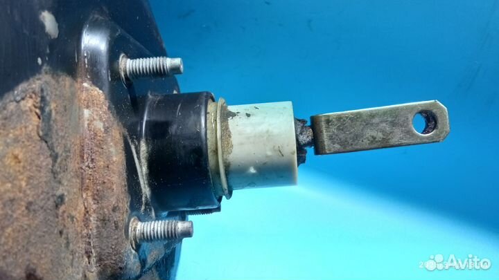 Вакуумный усилитель тормозов Mitsubishi Carisma