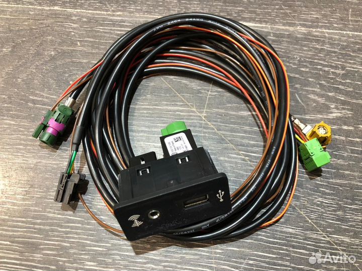 Usb aux активный порт с оригинальной проводкой vw