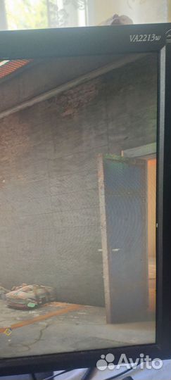 Монитор 22 дюйма