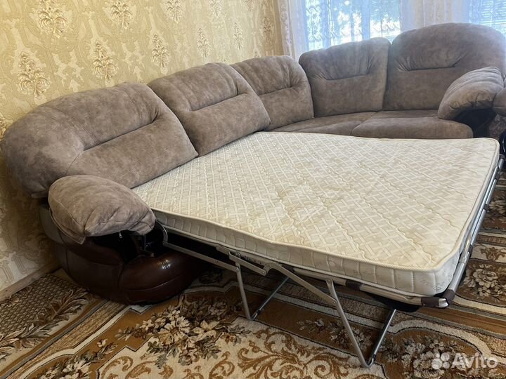 Угловой диван бу