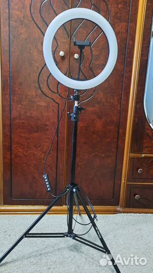 Лампа для селфи со штативом