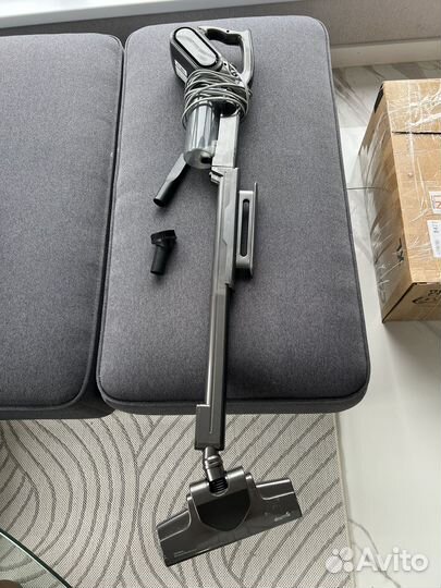 Пылесос вертикальный deerma dx700S