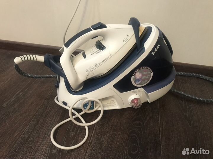 Утюг Tefal GV8461 на запчасти, в рабочем состоянии