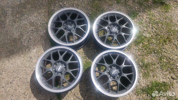 Комплект шикарных дисков manaray sport VR5 R17