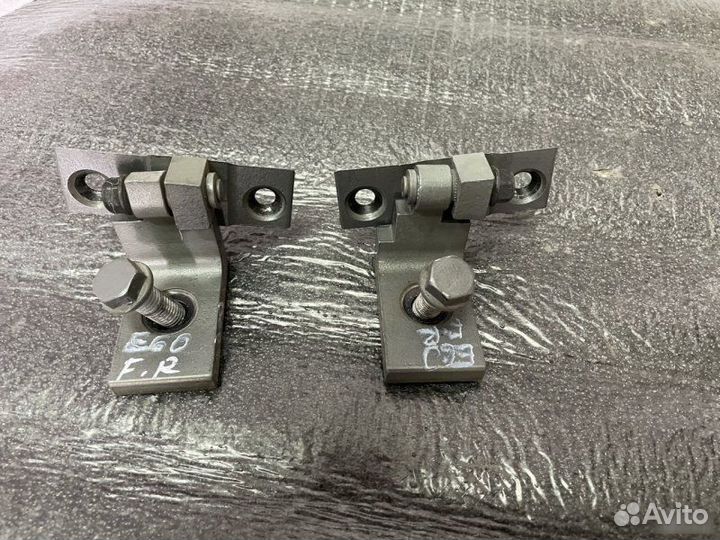 Петли двери передние правые Bmw 5 Серия E60 2.5 AT