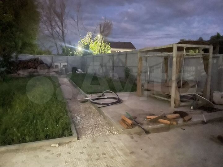 Дом 240 м² на участке 8 сот.