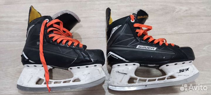 Хоккейные коньки bauer