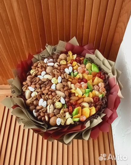 Букет из сухофруктов