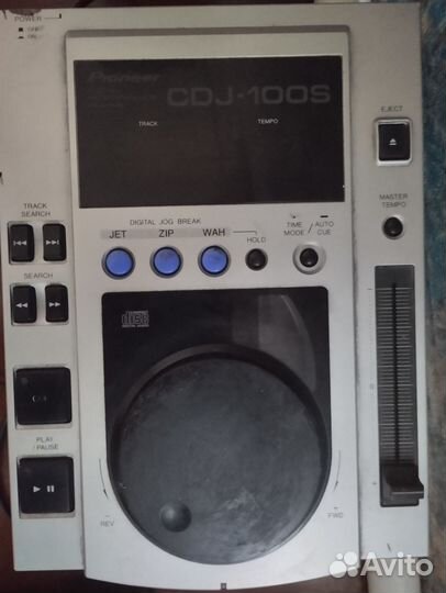 Профессиональный CD-проигрыватель Pioneer CDJ-100S
