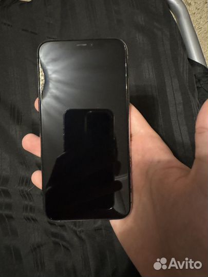 iPhone 11 Pro, 64 ГБ