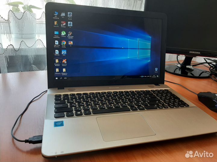 Ноутбук Asus x541