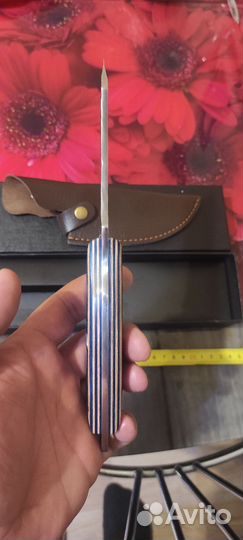 Кованный нож с ножнами в подарочной упаковке