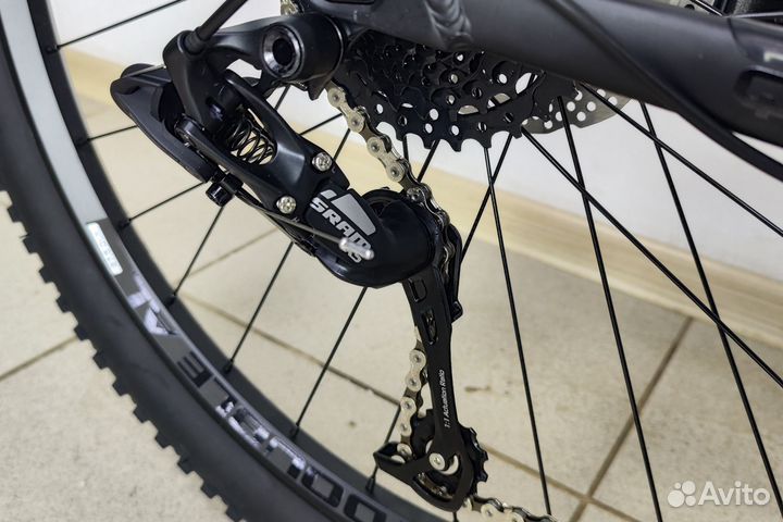 Велосипед взрослый 17 рама 27.5 колеса