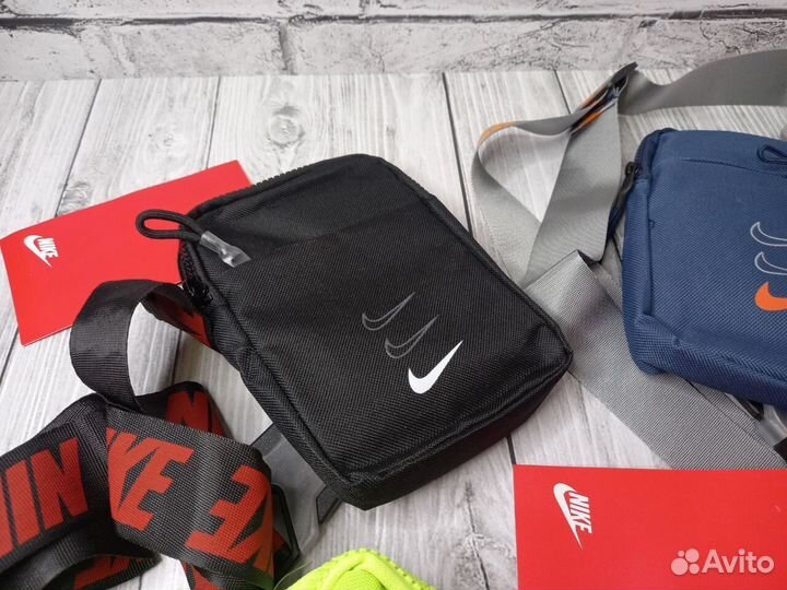 Сумка Nike через плечо