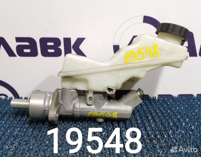 Главный тормозной цилиндр Toyota Avensis