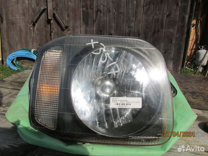 Фара передняя правая на Suzuki Jimny 1998г