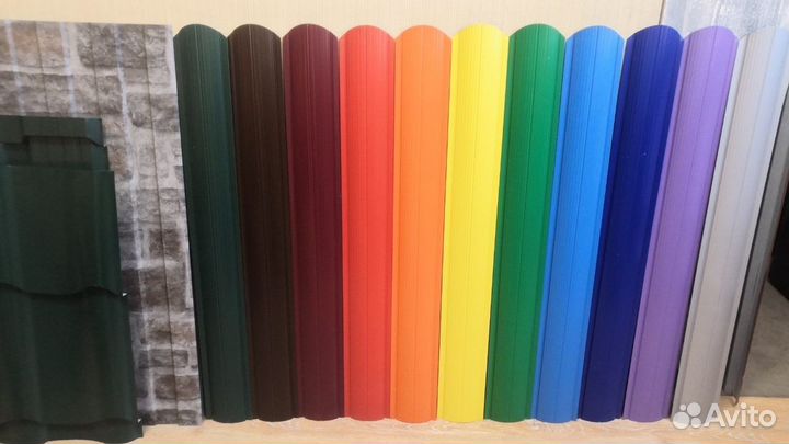 Забор из евроштакетника