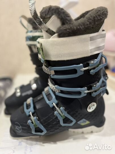 Горнолыжные ботинки rossignol