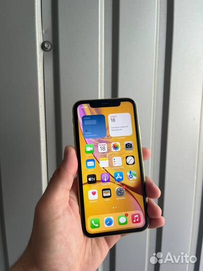 iPhone Xr, 64 ГБ