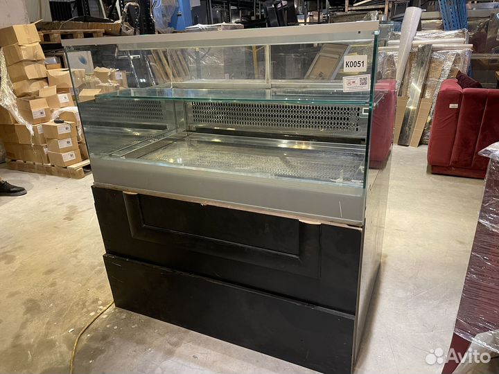 Холодильная витрина