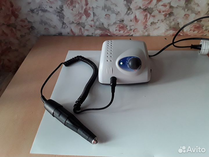 Аппарат для маникюра Strong 210 102L Стронг