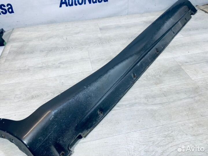 Накладка порога правая Hyundai Santa Fe 2000