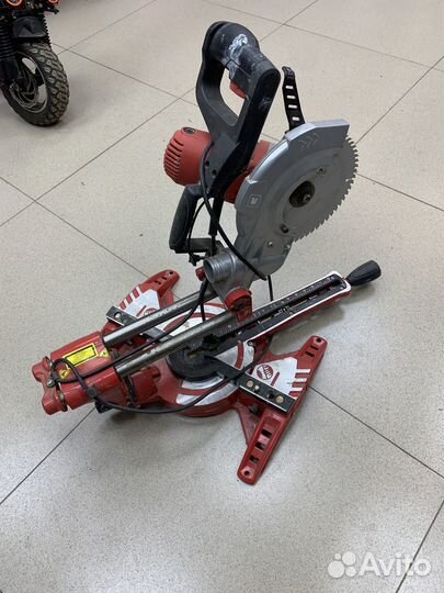 Торцовочная пила elitech