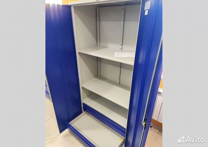 Шкаф металлический