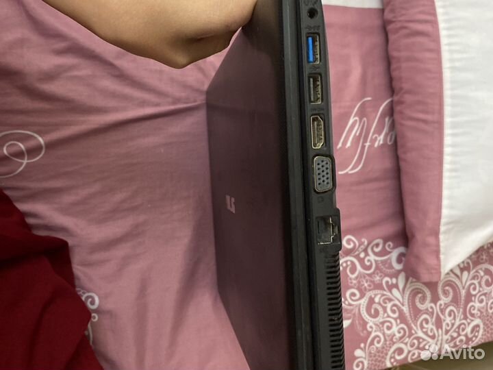 Ноутбук asus