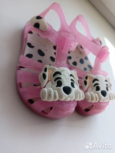 Сандалии для девочки