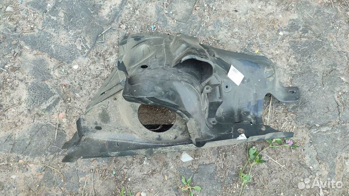 Стакан лонжерона правый VW Polo