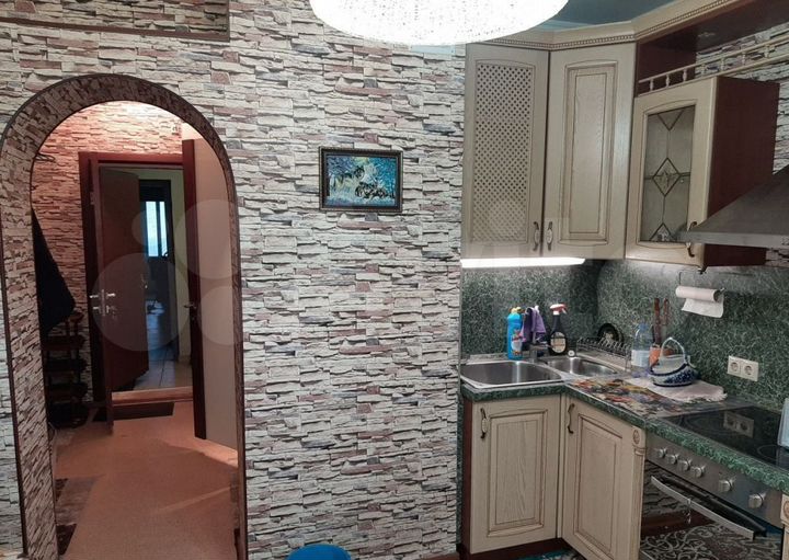 Комната 19 м² в 2-к., 4/12 эт.