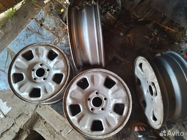 Продам диски R-16 от рено дастер
