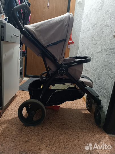 Прогулочная коляска peg perego book