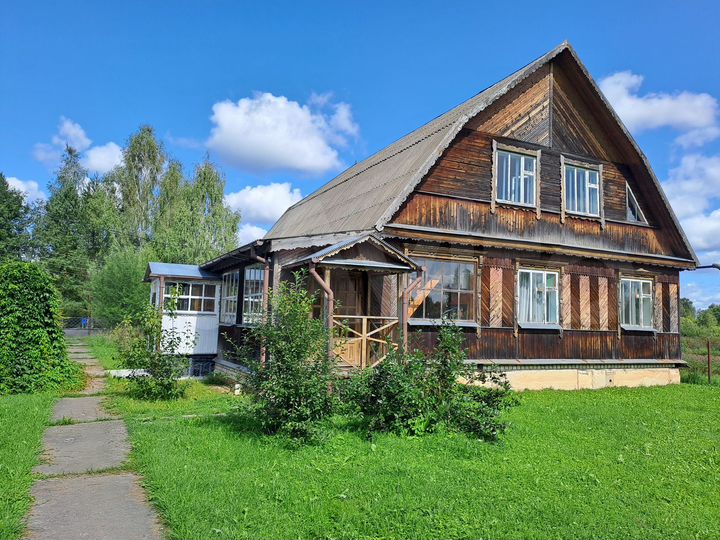 Дом 200 м² на участке 25 сот.