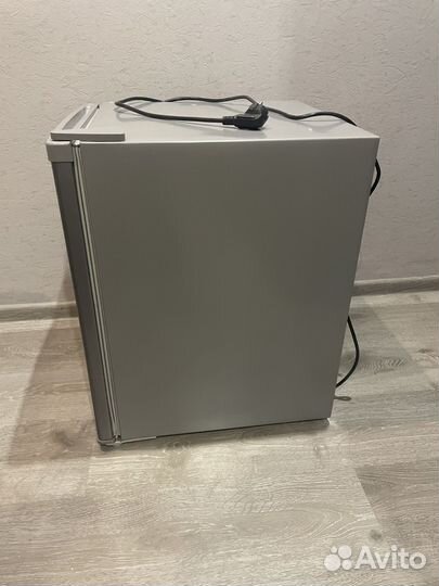 Холодильник однокамерный Hyundai CO1002