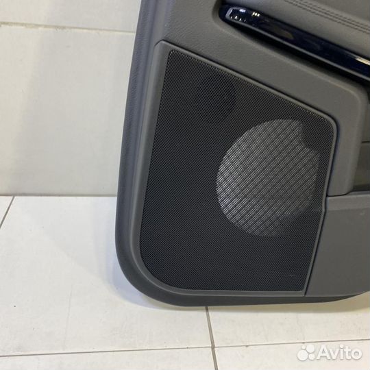 Обшивка двери задней правой Mercedes-Benz E-Class