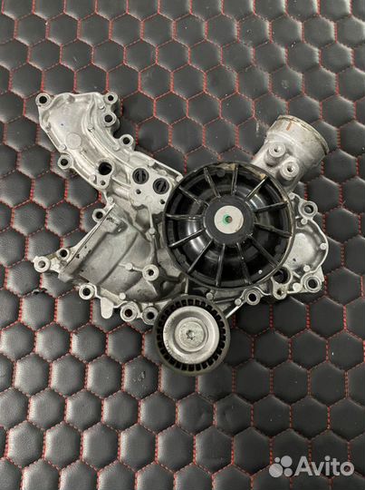 Помпа Mercedes w166 AMG 6.3S