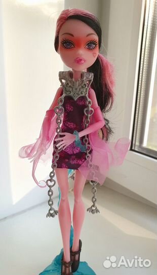 Кукла монстр хай дракулаура