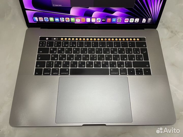 Macbook pro 15 2017 i7 16gb новый аккумулятор