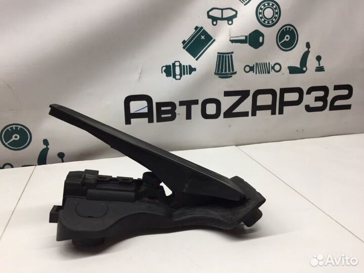 Педаль газа Volkswagen Golf 5 BSE 2007