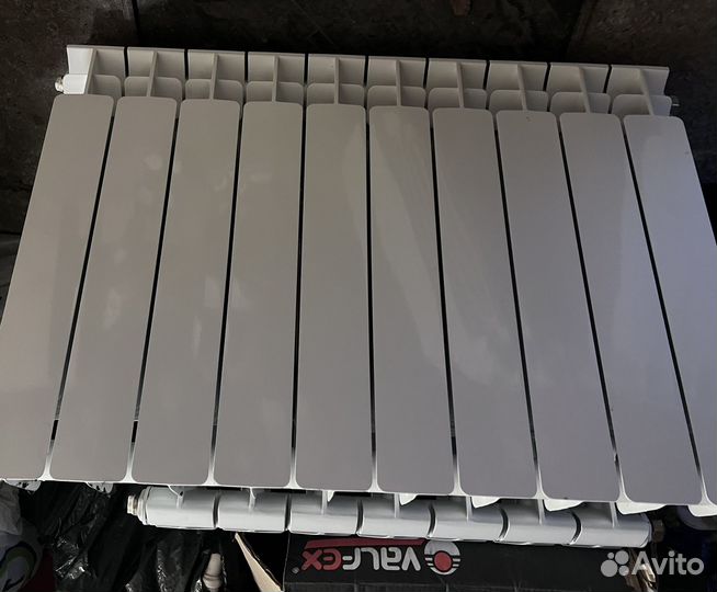 Радиатор отопления биметаллический 10 секций