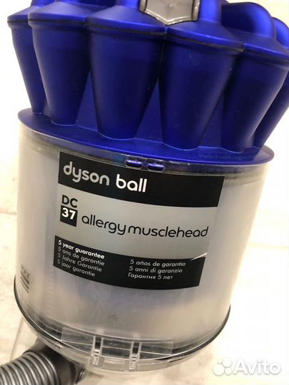 Пылесос Dyson boll DC37